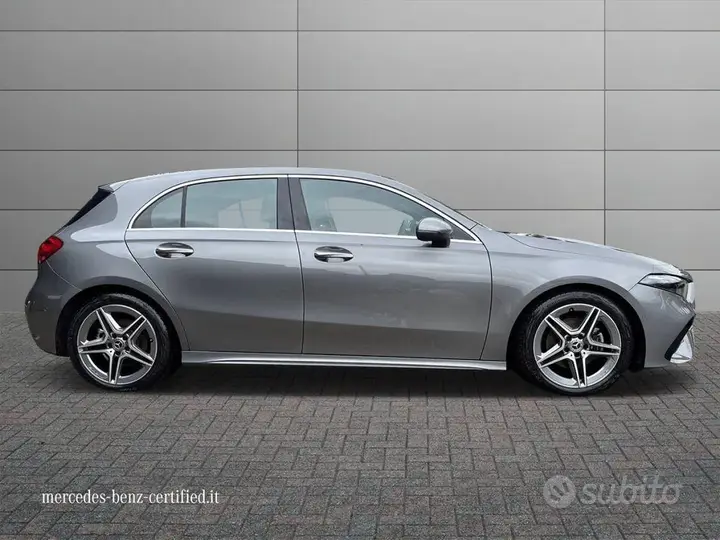 Mercedes-Benz A 200 2025 photo 5