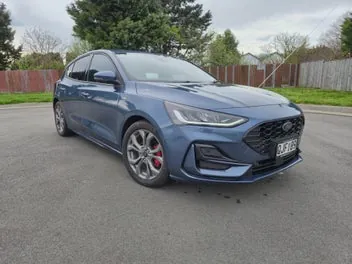 Ford Focus 2024 photo 2