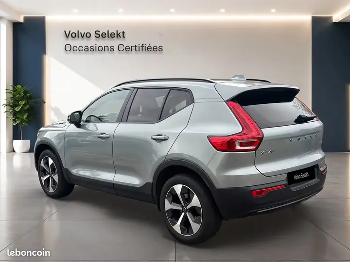 Volvo Xc40 2024 photo 3
