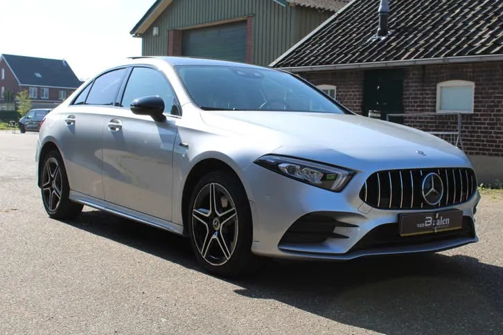 Mercedes-Benz A-Class 2021 photo 3