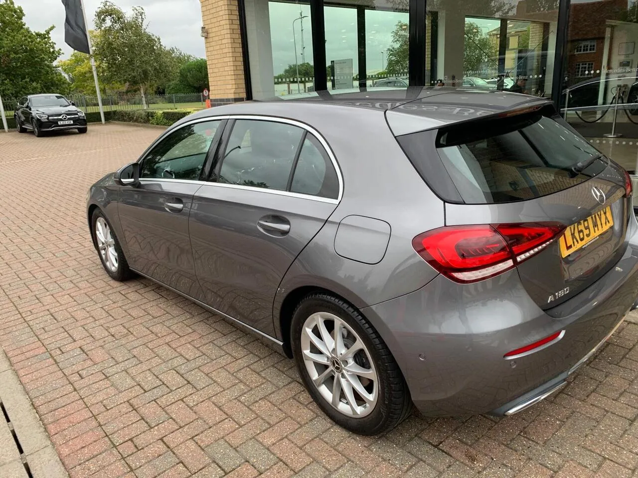 Mercedes-Benz A-Class 2019 photo 2