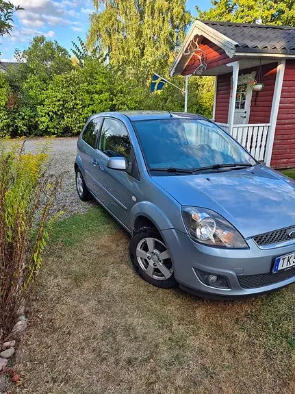 Ford Fiesta 2007 photo 3