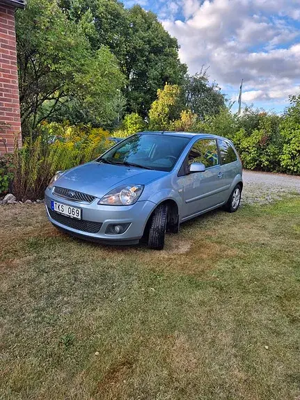 Ford Fiesta 2007 photo 2