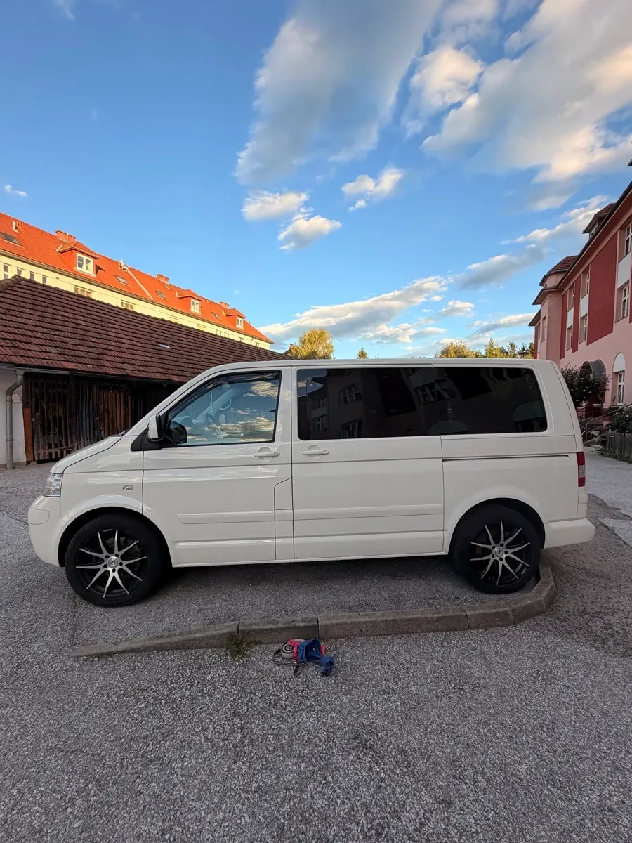 Volkswagen Multivan