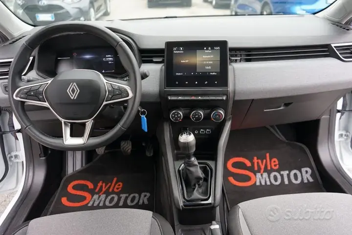Renault Clio 2025 photo 5