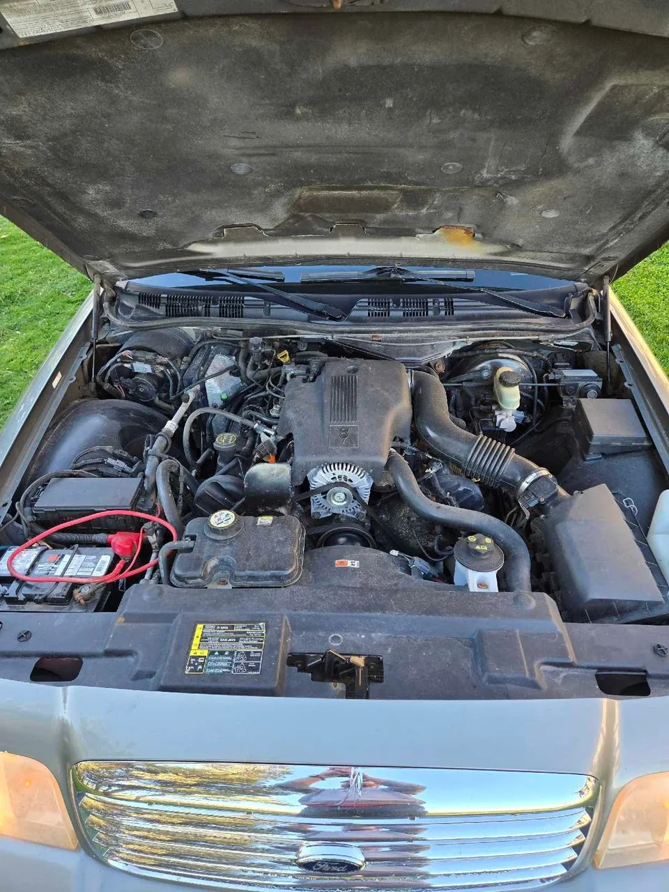 Ford Crown Victoria 2003 photo 5