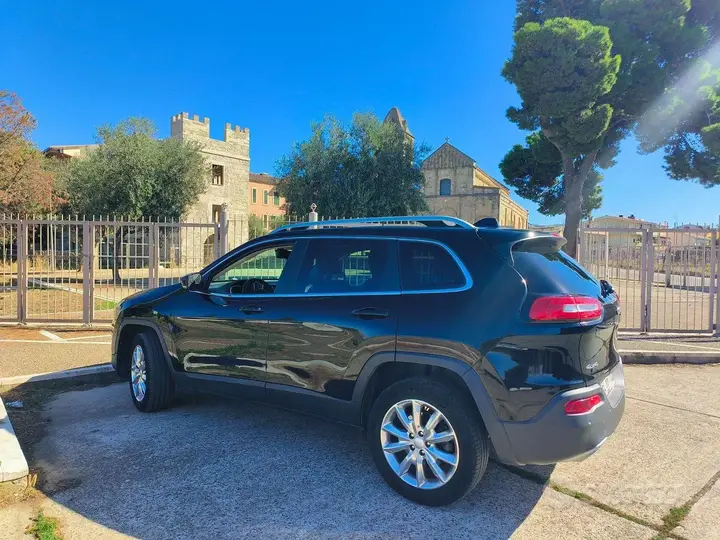 Jeep Cherokee 2017 photo 3