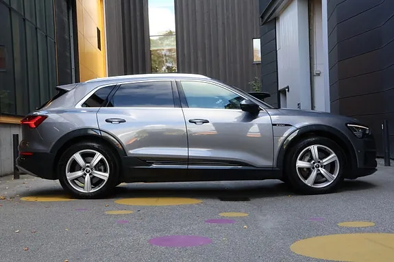 Audi E-Tron 2023 photo 4