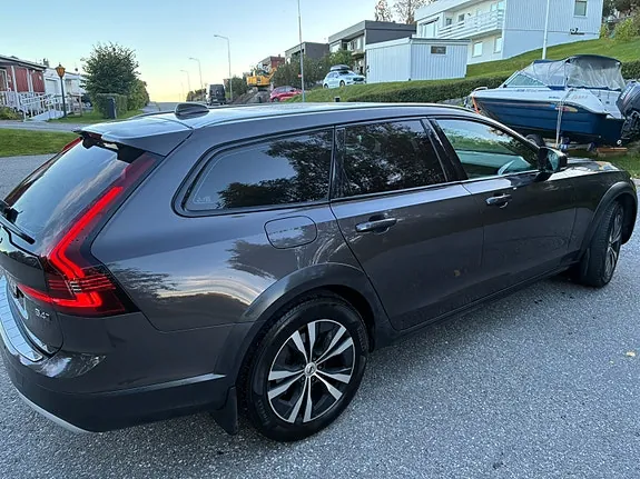 Volvo V90 Cross Country 2022 photo 3