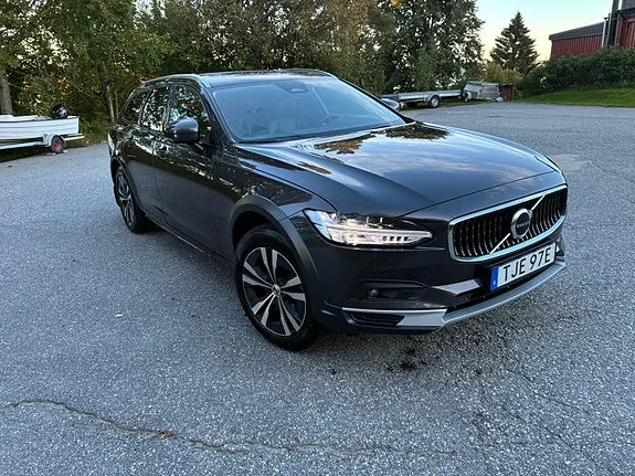 Volvo V90 Cross Country