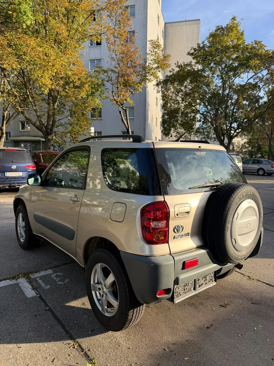 Toyota Rav4 2005 photo 3