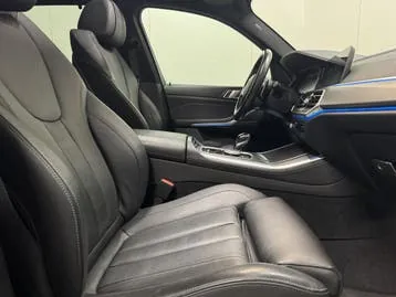 BMW X5 2021 photo 2