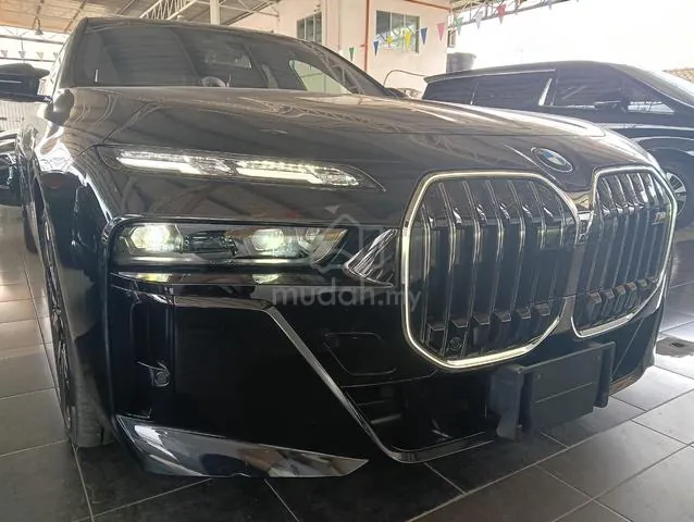 BMW I7