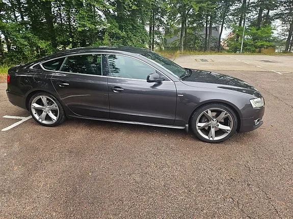 Audi A5 2011 photo 5