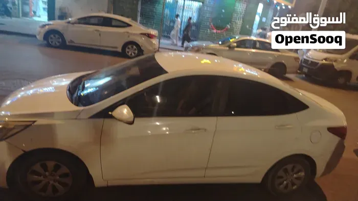 Hyundai Accent 2017 photo 4