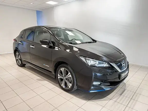 Nissan Leaf 2020 photo 2
