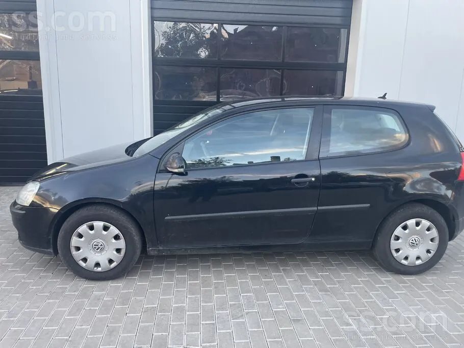 Volkswagen Golf 2004 photo 2