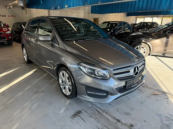 Mercedes-Benz B180 2017 photo 4