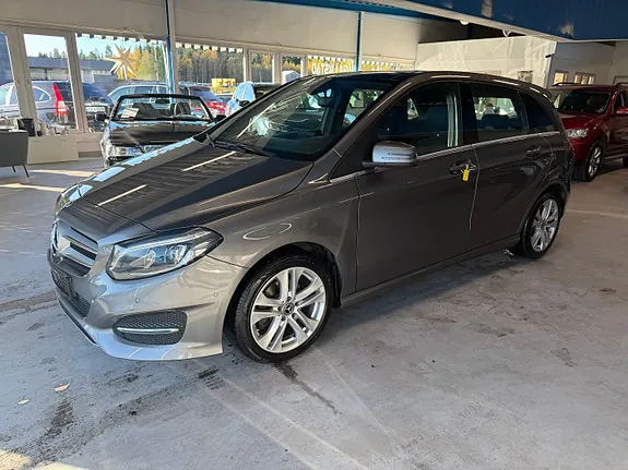 Mercedes-Benz B180