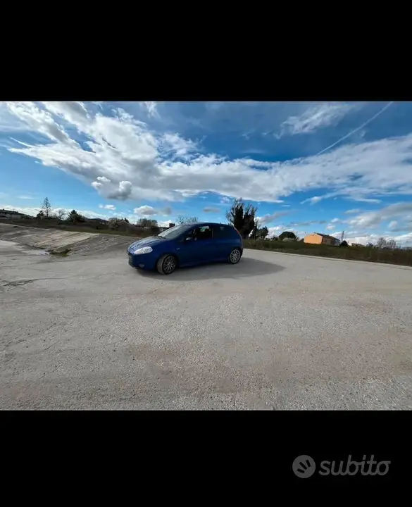 Fiat Grande Punto 2006 photo 5