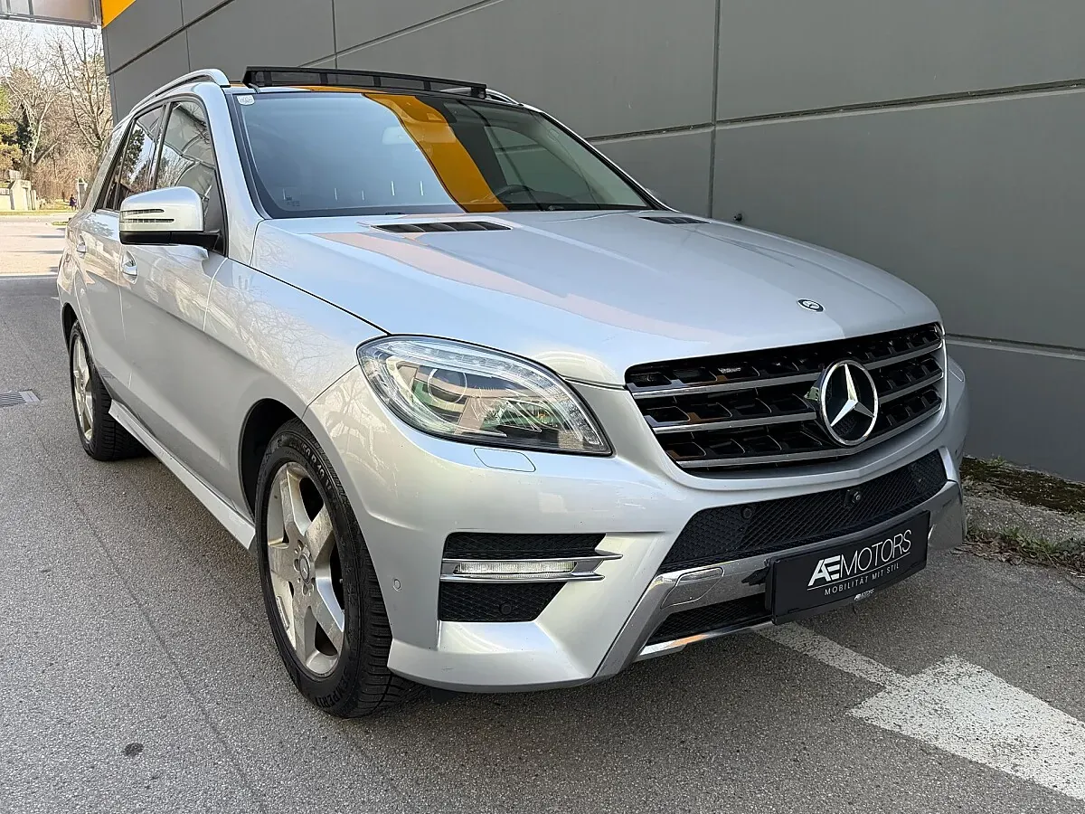 Mercedes-Benz M-Class 2015 photo 2