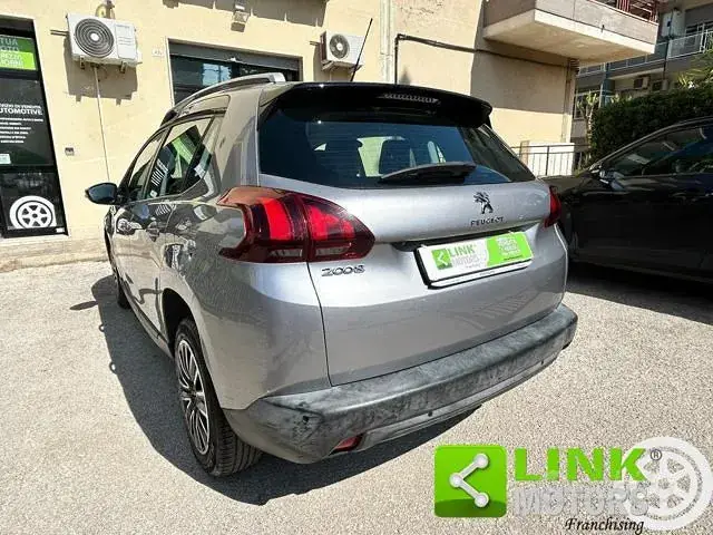 Peugeot 2008 2018 photo 5