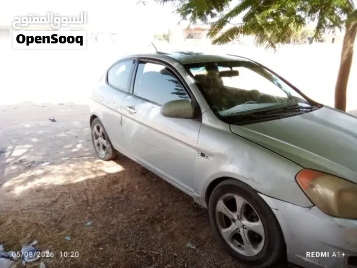 Hyundai Accent 2010 photo 5