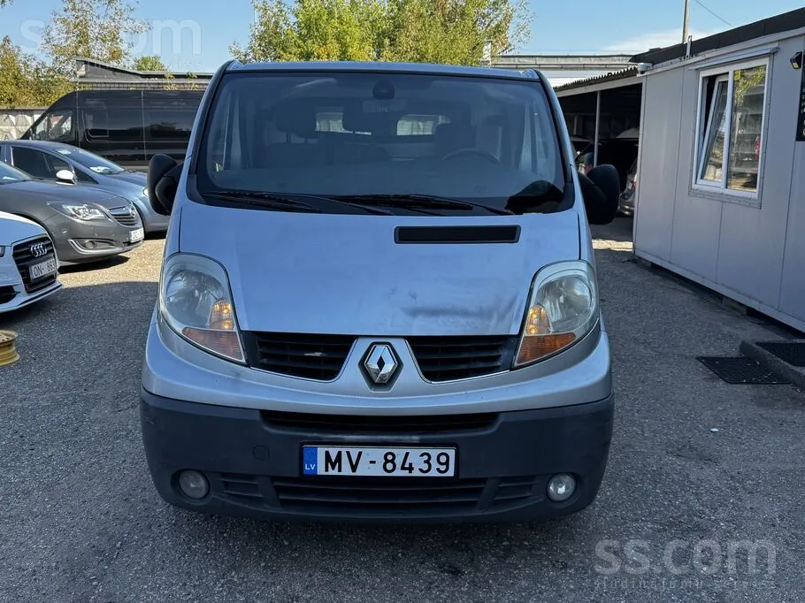 Renault Trafic 2007 photo 2