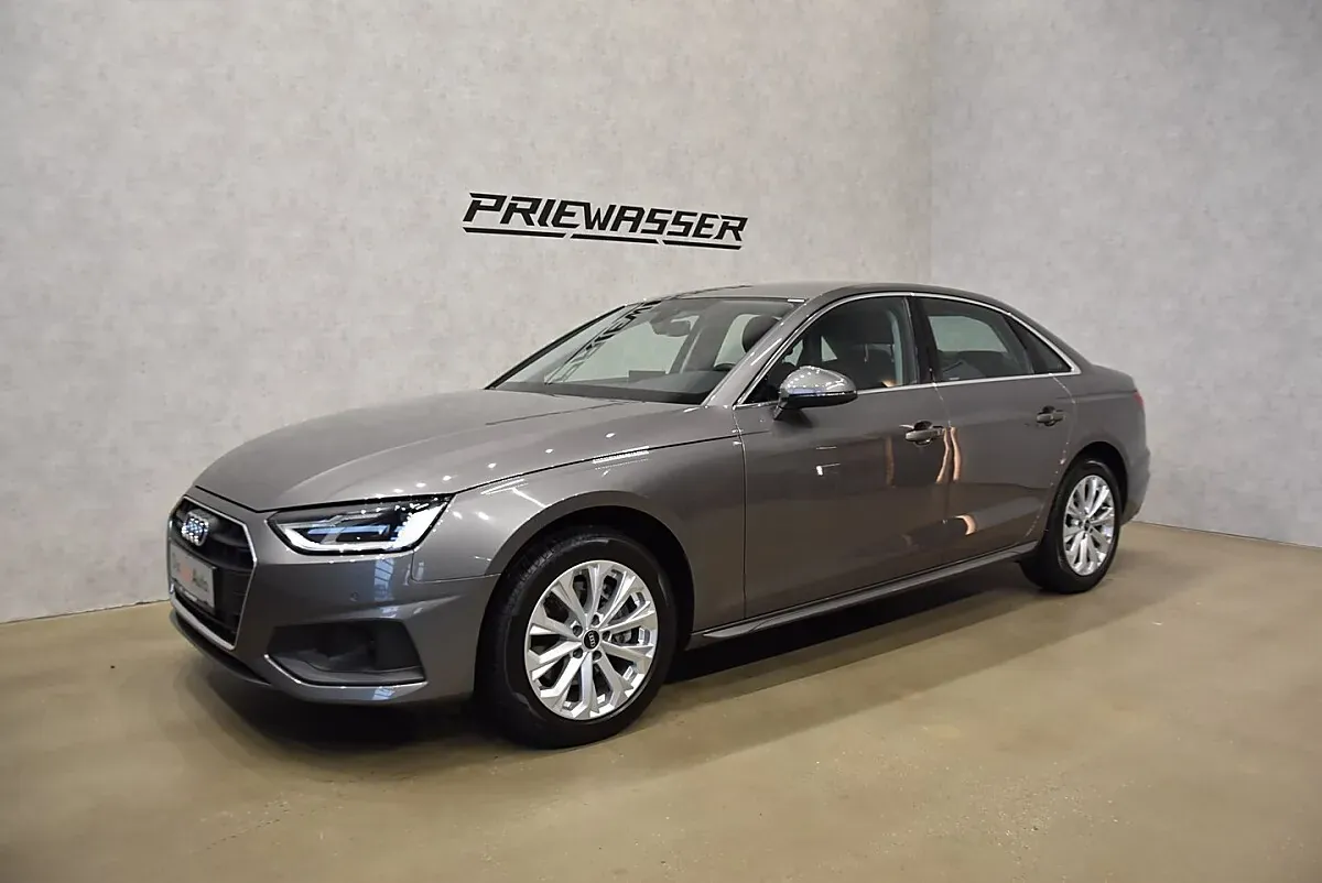 Audi A4 2021 photo 3