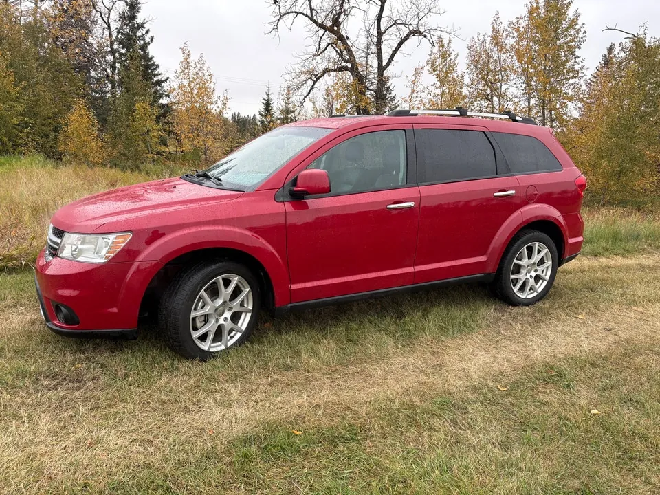 Dodge Journey 2013 photo 2