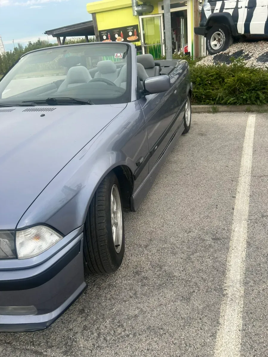 BMW 3 Series 1994 photo 2