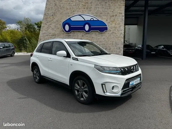 Suzuki Vitara 2024 photo 3