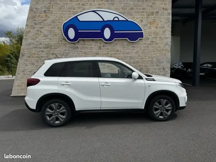 Suzuki Vitara 2024 photo 4