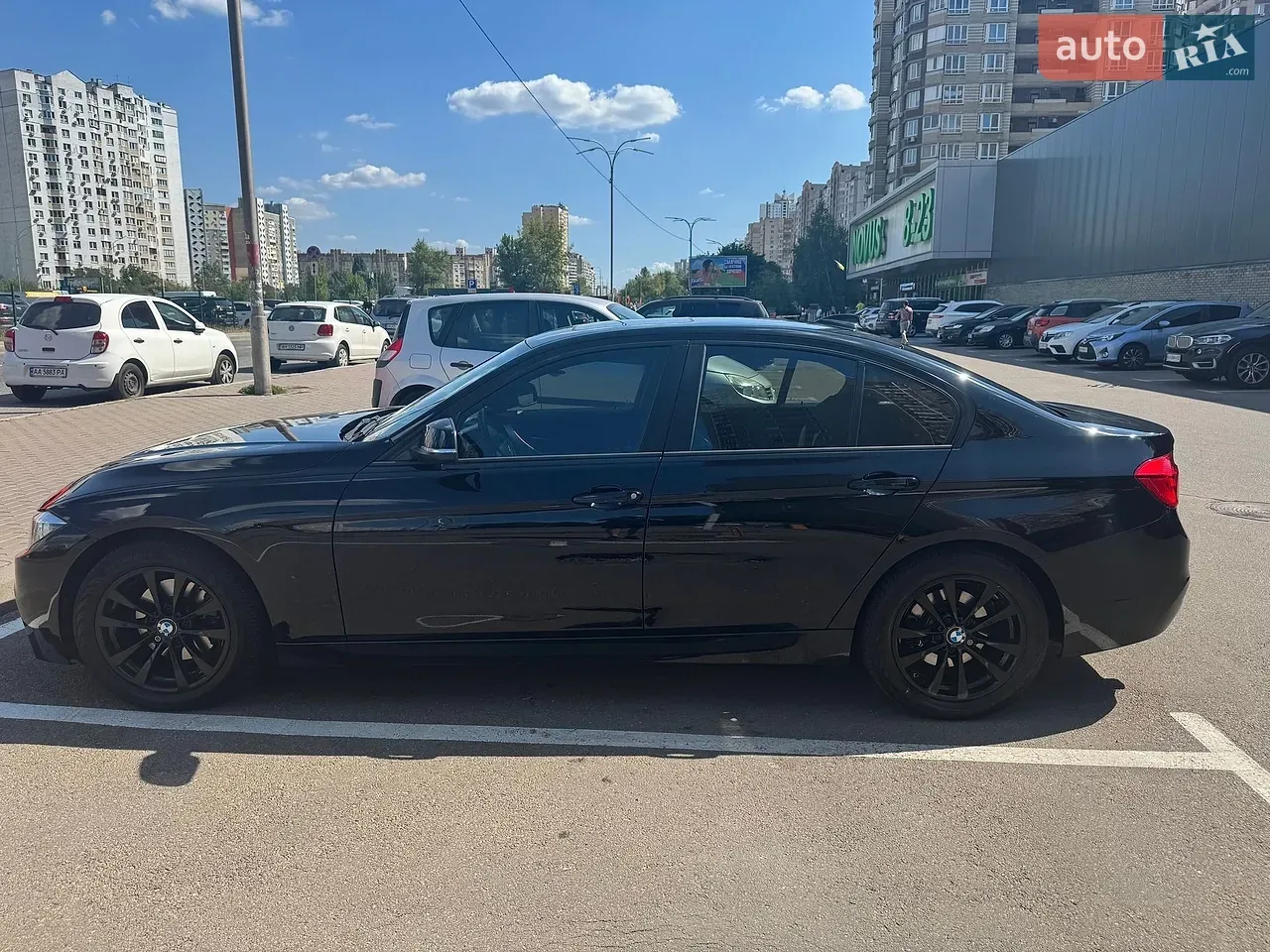 BMW 3 Series 2017 photo 5