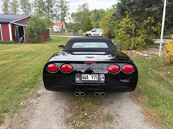 Chevrolet Corvette 2000 photo 3