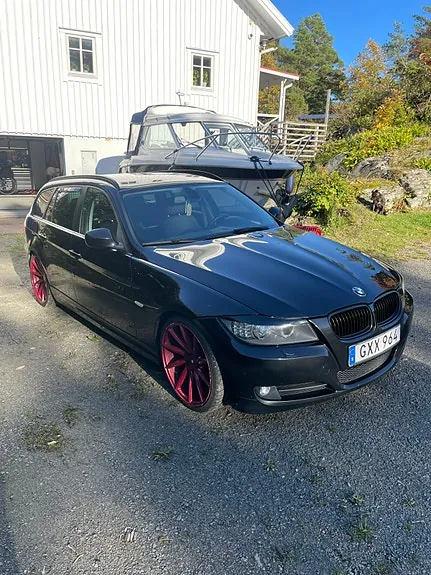 BMW 320D 2011 photo 3