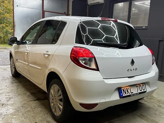 Renault Clio 2012 photo 3