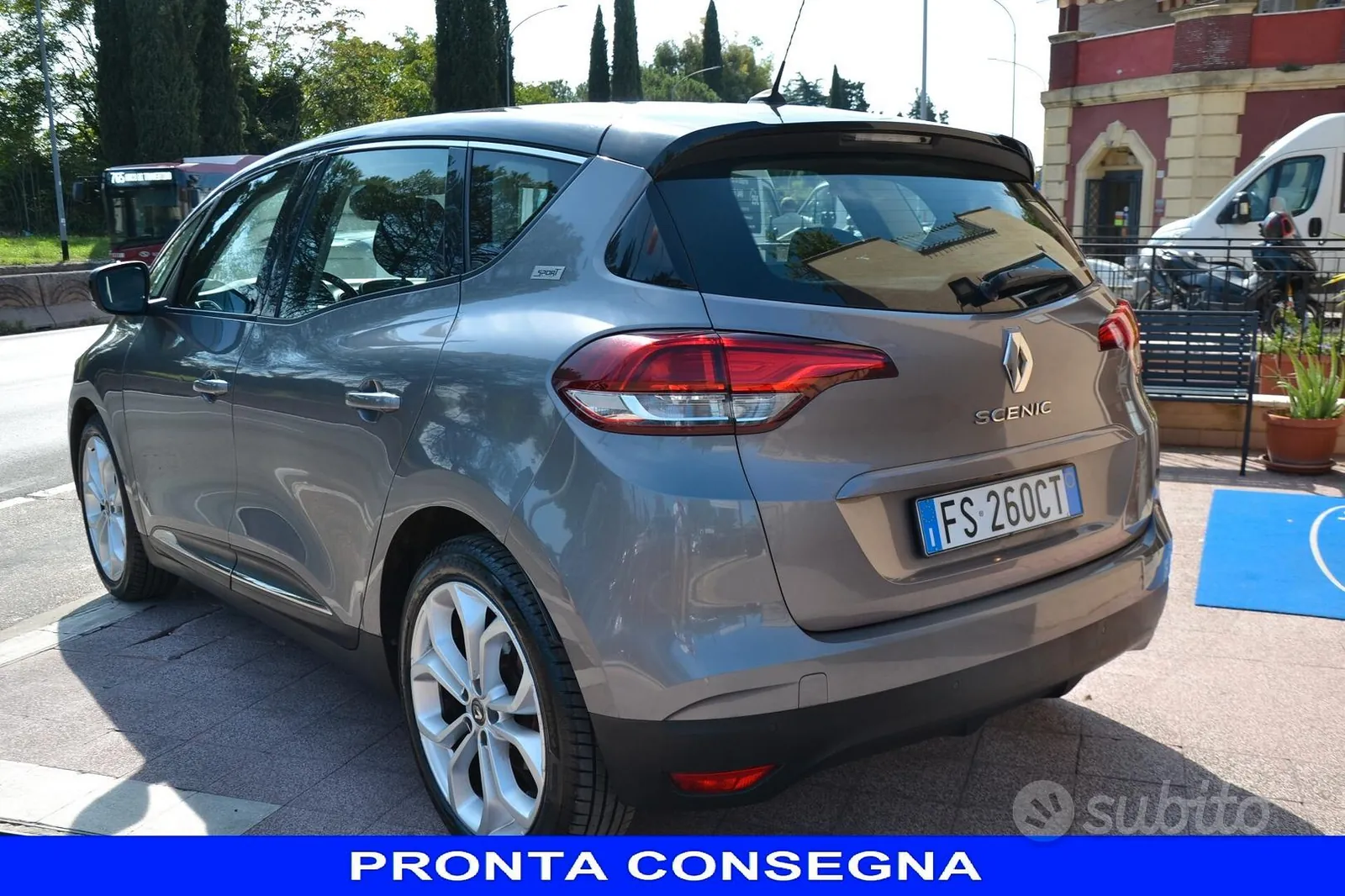Renault Scenic 2018 photo 3