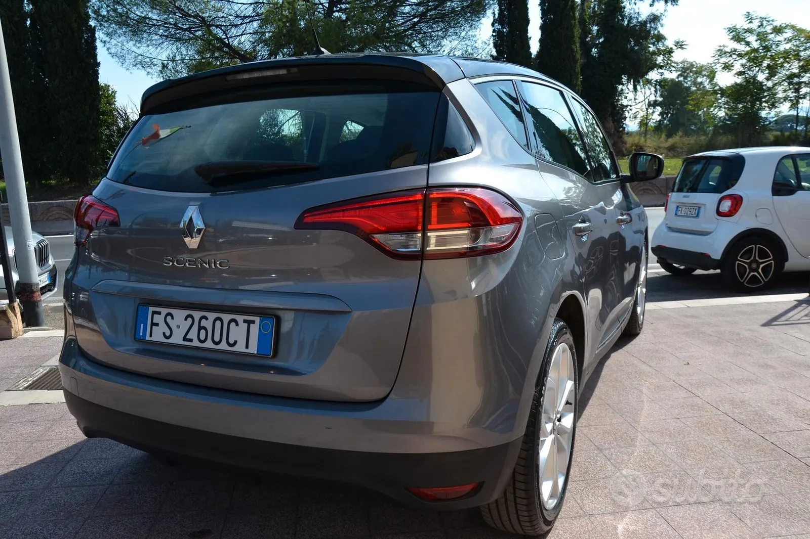 Renault Scenic 2018 photo 5