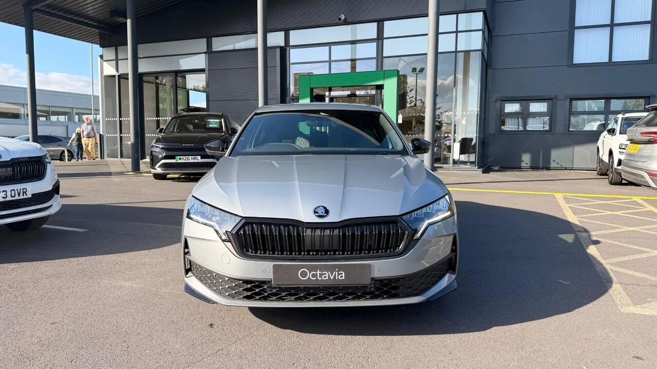 Skoda Octavia 2026 photo 2
