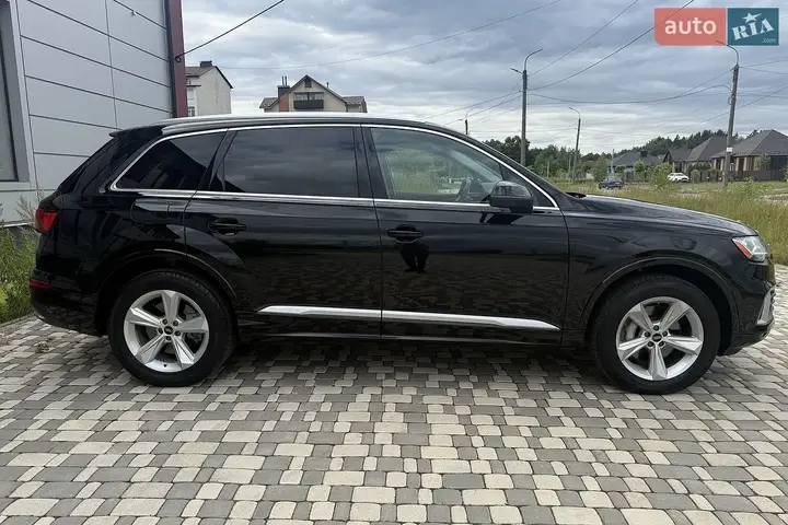 Audi Q7 2022 photo 5