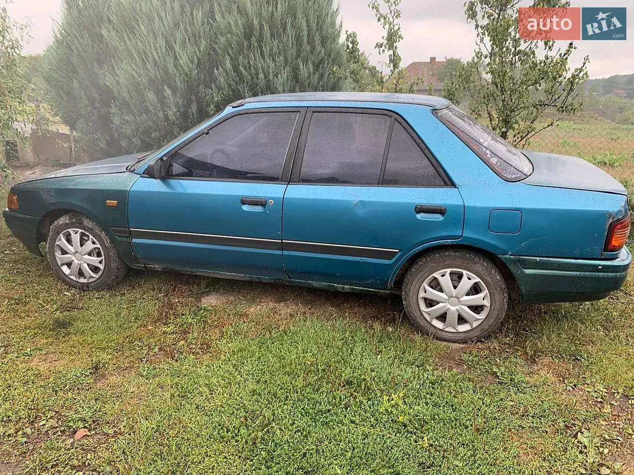 Mazda 323 1992 photo 5