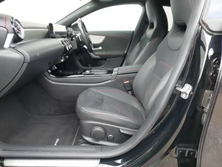 Mercedes-Benz Cla 2024 photo 5