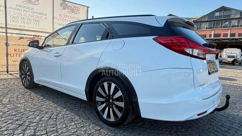 Honda Civic 2015 photo 5