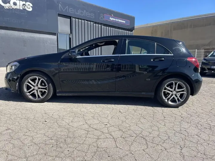 Mercedes-Benz A-Class 2017 photo 4