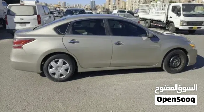 Nissan Altima 2014 photo 3