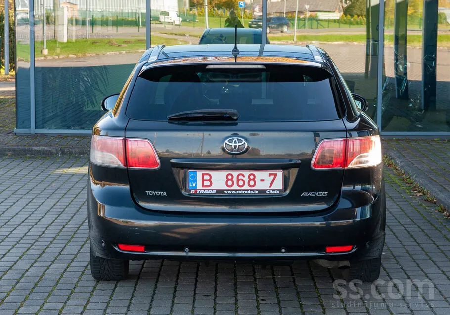 Toyota Avensis 2009 photo 5