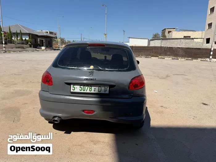 Peugeot 206 2006 photo 2