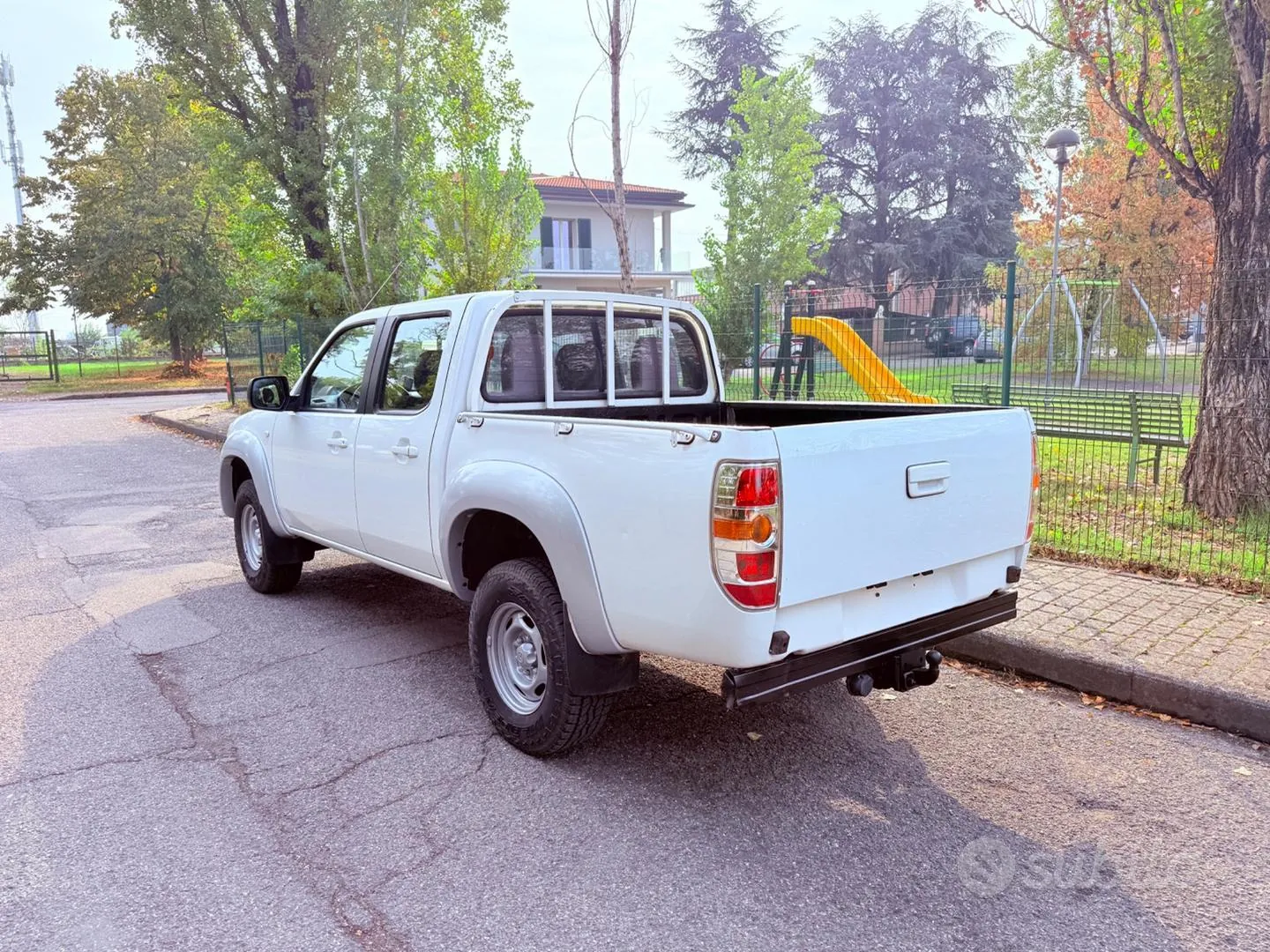 Mazda Bt-50 2009 photo 3
