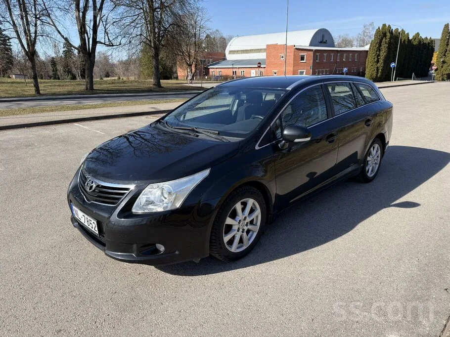 Toyota Avensis 2009 photo 2
